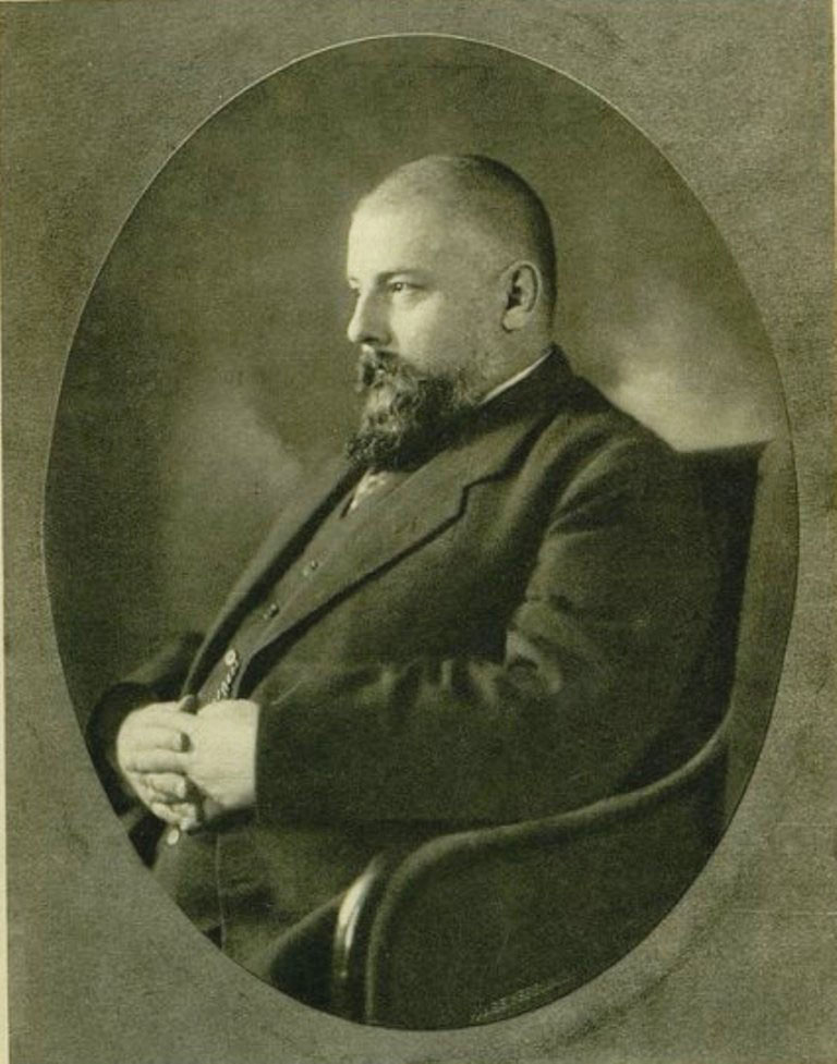 Ломоносов Ю. В. Инженер-железнодорожник, профессор, революционер.